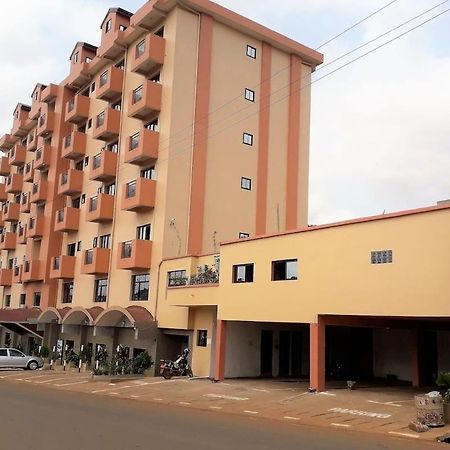 Hôtel Jouvence International Yaoundé Exterior foto