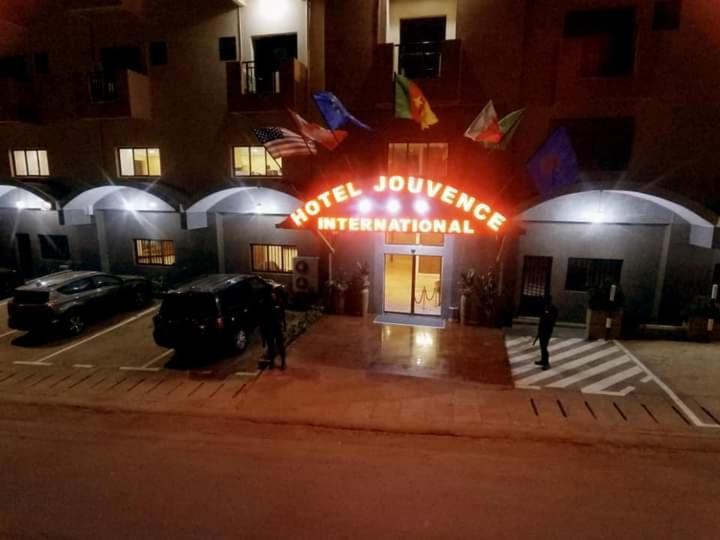 Hôtel Jouvence International Yaoundé Exterior foto